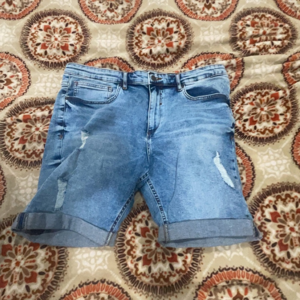 Forever 21 men denim jean shorts